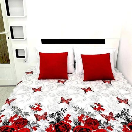 Simona Apartment Burgas Екстер'єр фото