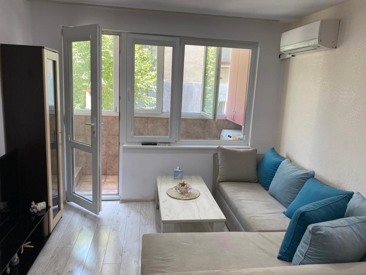 Simona Apartment Burgas Екстер'єр фото