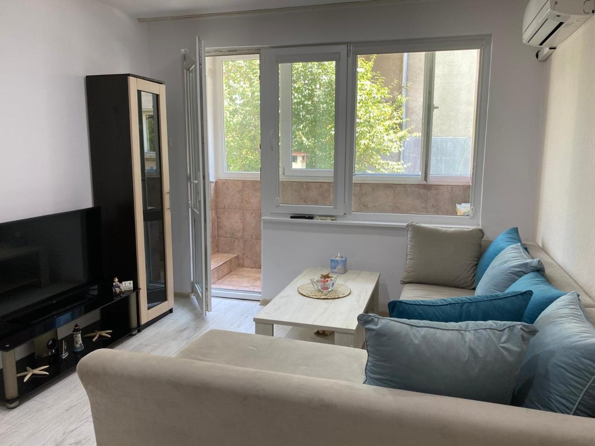 Simona Apartment Burgas Екстер'єр фото