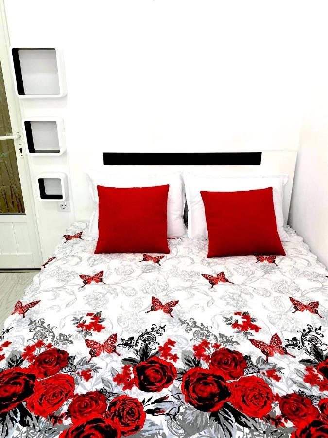Simona Apartment Burgas Екстер'єр фото