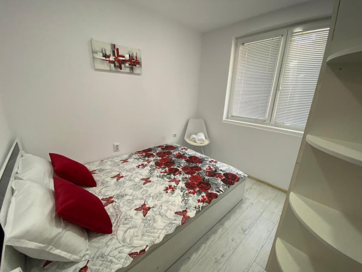 Simona Apartment Burgas Екстер'єр фото