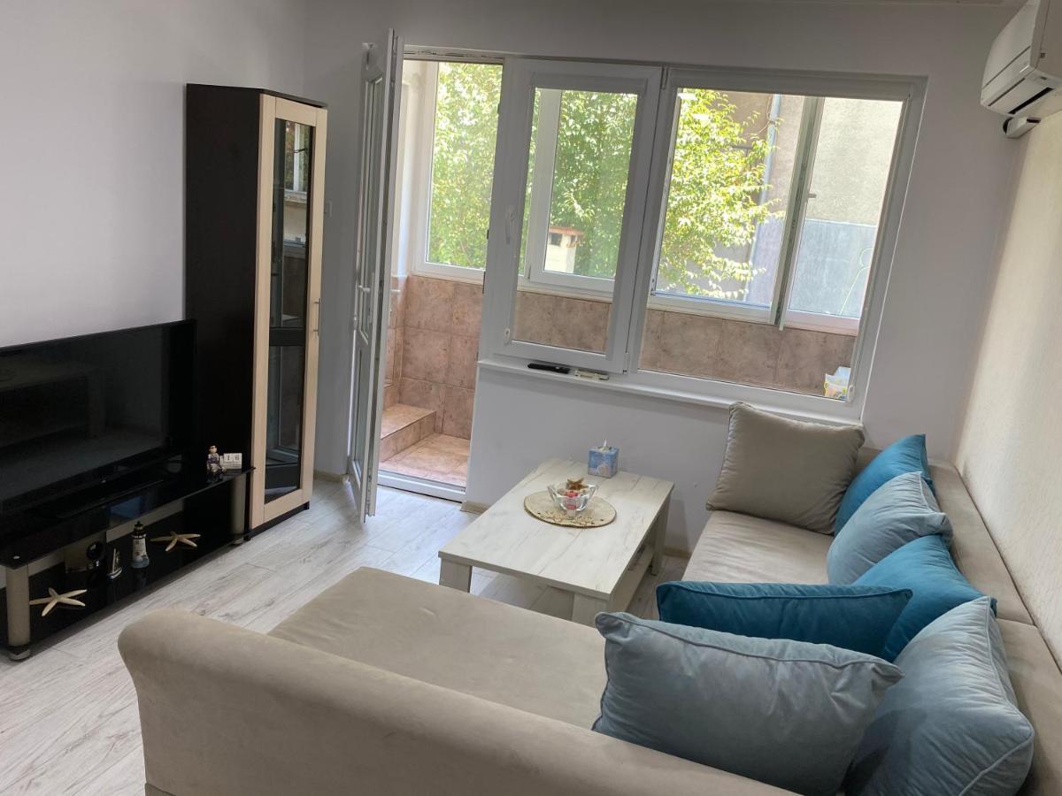 Simona Apartment Burgas Екстер'єр фото
