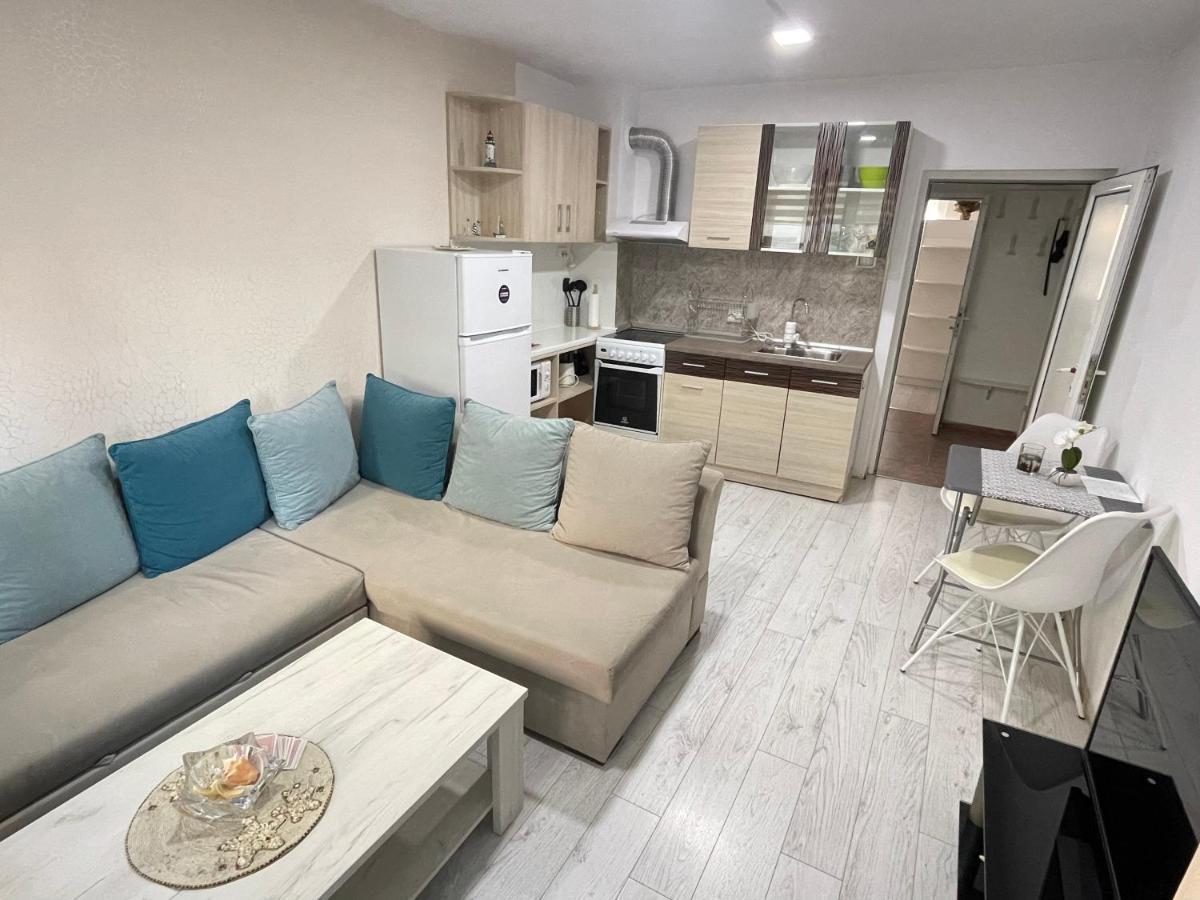 Simona Apartment Burgas Екстер'єр фото